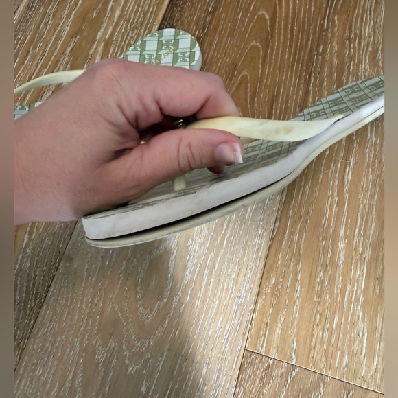 Tory Burch flip flops - Picture 6 of 9